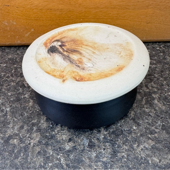 Brown & Cream & Black Trinket Box • Collectible • Sugar or Candy Dish • VTG • - Picture 7 of 7